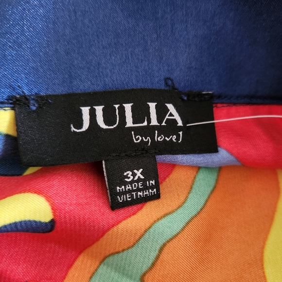 COLORFUL ☆ CAMO PRINT ☆ BOXY STYLE ☆ SATIN TOP ☆ NWT - Picture 8 of 10